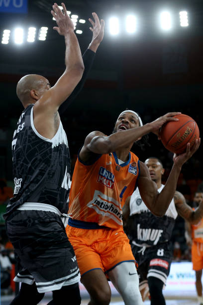 细腻和信任 细腻和信任