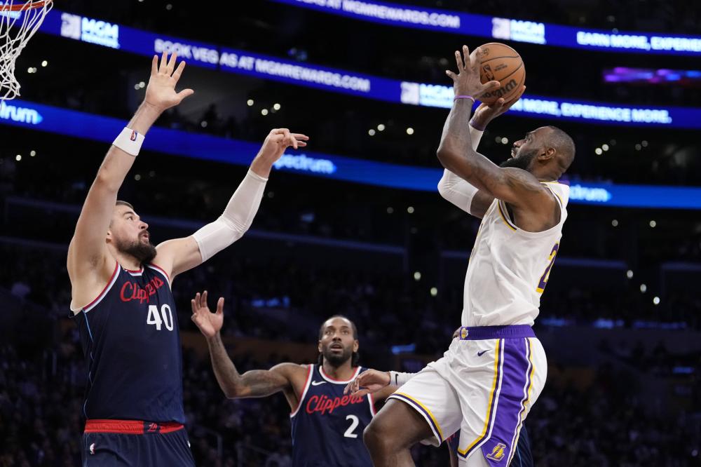 欧冠等多线 欧冠等多线