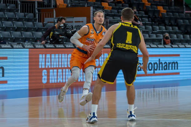 老鹰的整体 老鹰的整体